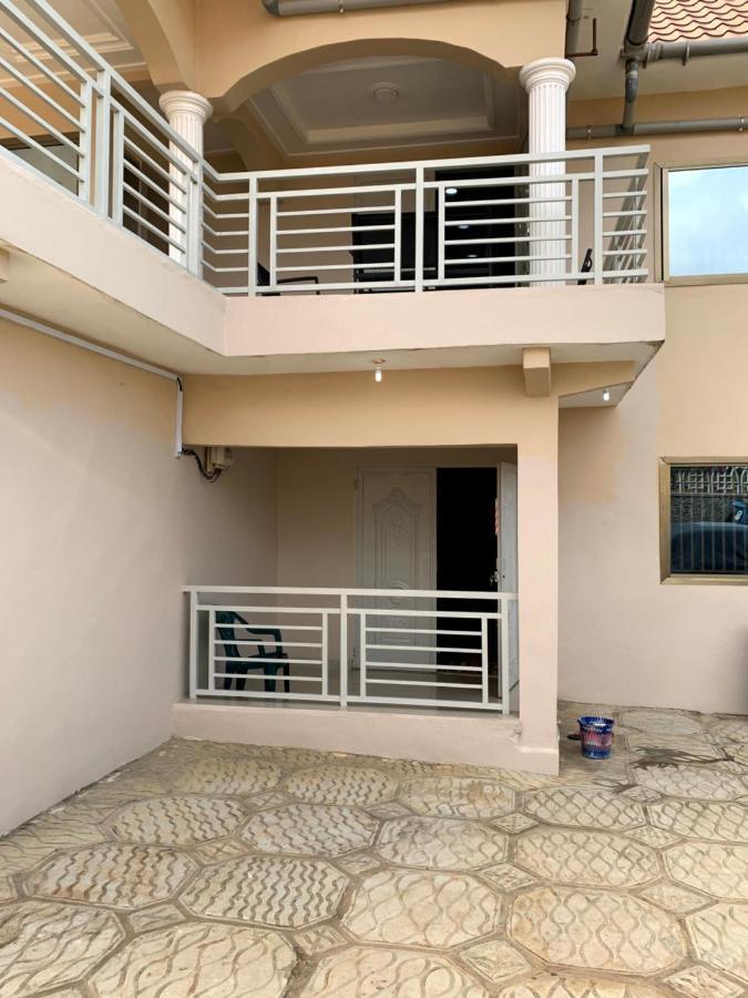 S&B Suites Lungi Exterior photo