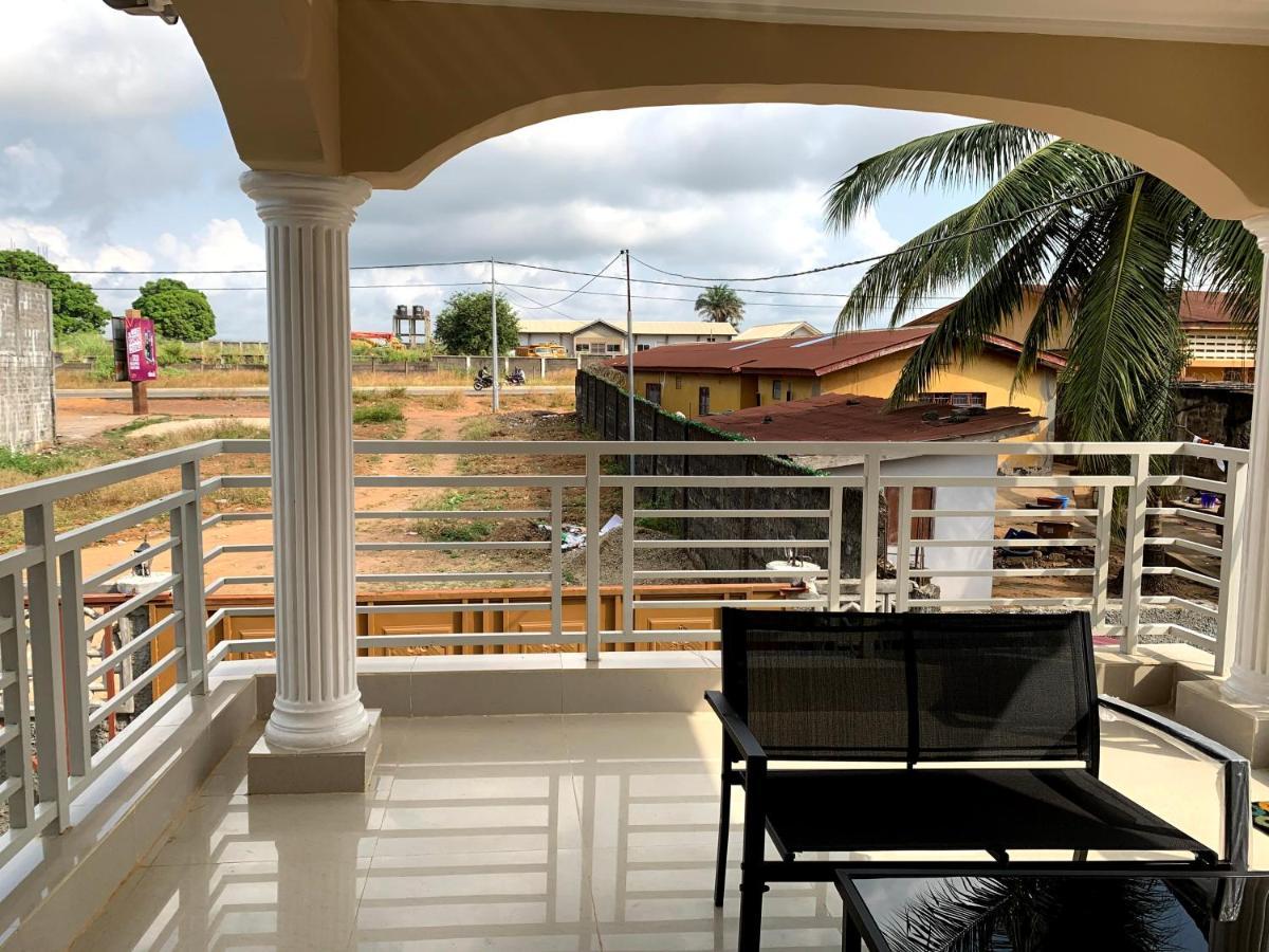 S&B Suites Lungi Exterior photo